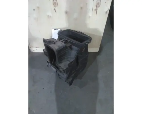 FREIGHTLINER CASCADIA 125 AIR INTAKE