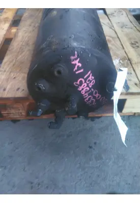 FREIGHTLINER CASCADIA 125 AIR TANK