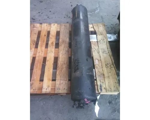 FREIGHTLINER CASCADIA 125 AIR TANK