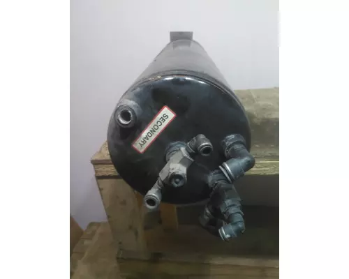 FREIGHTLINER CASCADIA 125 AIR TANK