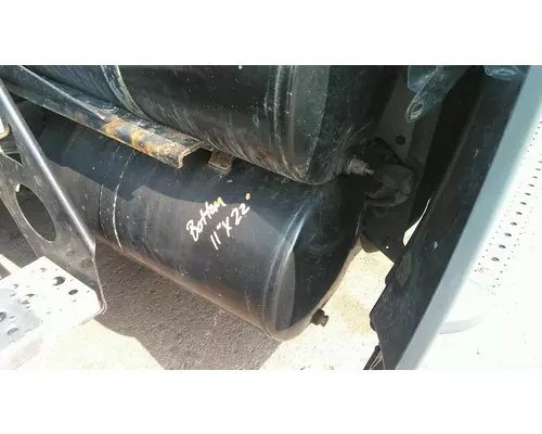 FREIGHTLINER CASCADIA 125 AIR TANK