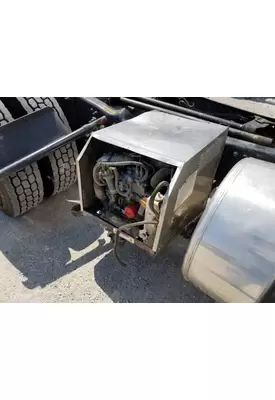 FREIGHTLINER CASCADIA 125 AUXILIARY POWER UNIT