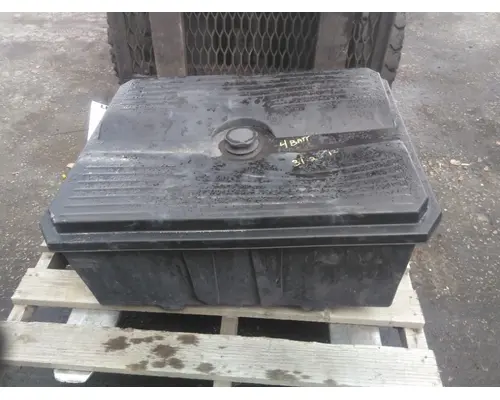 FREIGHTLINER CASCADIA 125 BATTERY BOX