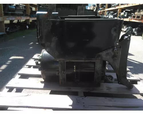 FREIGHTLINER CASCADIA 125 BATTERY BOX