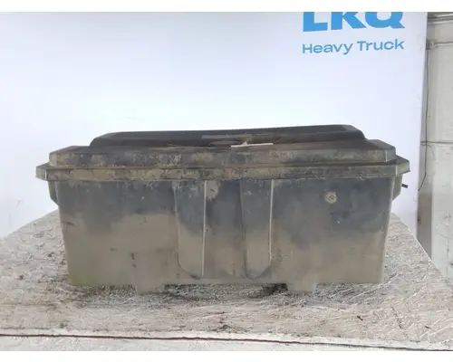 FREIGHTLINER CASCADIA 125 BATTERY BOX