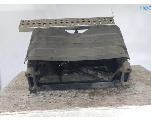 FREIGHTLINER CASCADIA 125 BATTERY BOX