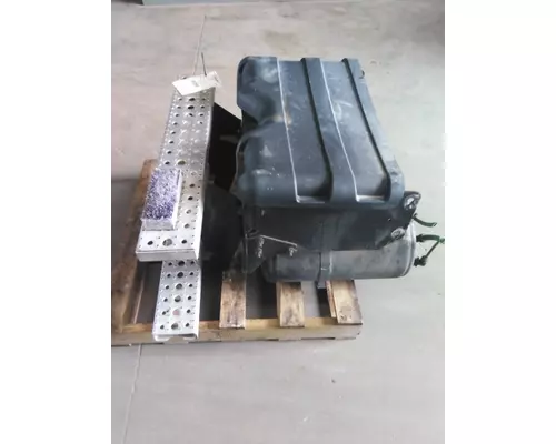 FREIGHTLINER CASCADIA 125 BATTERY BOX