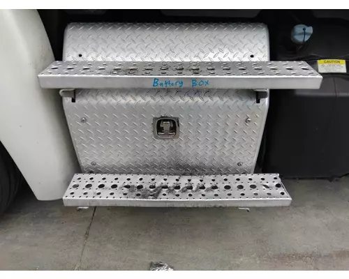 FREIGHTLINER CASCADIA 125 BATTERY BOX