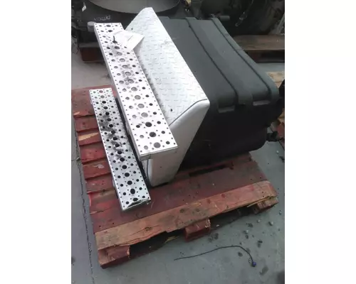 FREIGHTLINER CASCADIA 125 BATTERY BOX