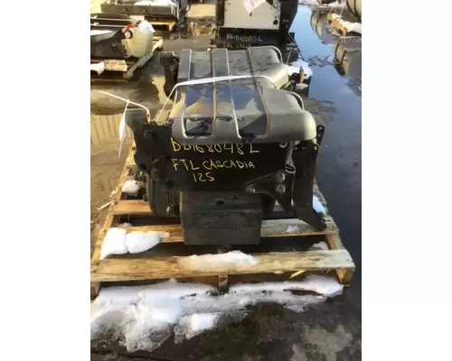 FREIGHTLINER CASCADIA 125 BATTERY BOX