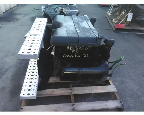 FREIGHTLINER CASCADIA 125 BATTERY BOX