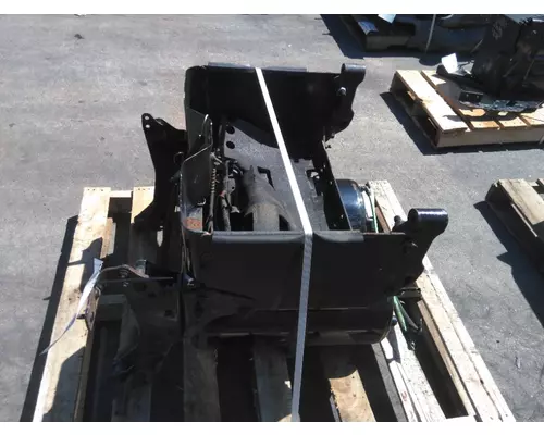 FREIGHTLINER CASCADIA 125 BATTERY BOX