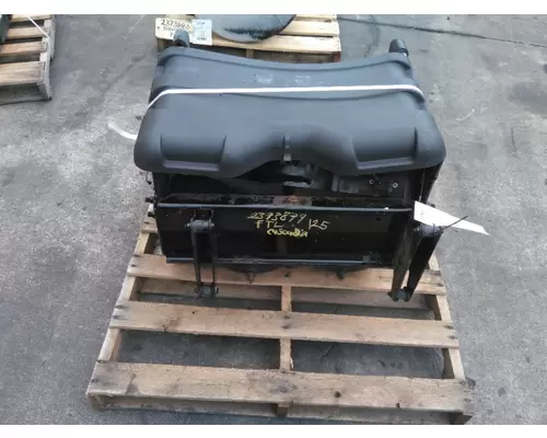 FREIGHTLINER CASCADIA 125 BATTERY BOX