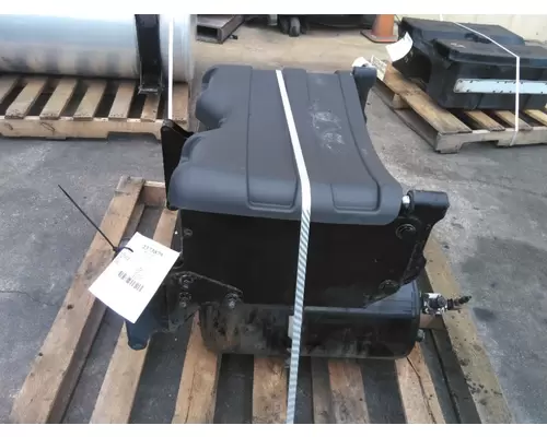 FREIGHTLINER CASCADIA 125 BATTERY BOX