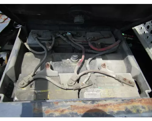 FREIGHTLINER CASCADIA 125 BATTERY BOX