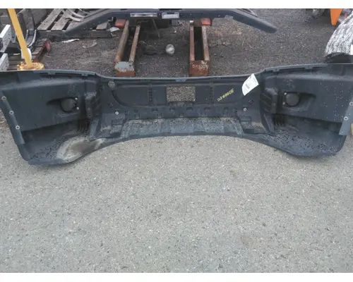 FREIGHTLINER CASCADIA 125 BUMPER ASSEMBLY, FRONT
