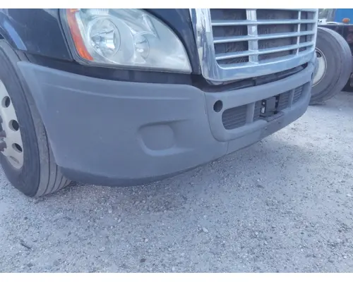 FREIGHTLINER CASCADIA 125 BUMPER ASSEMBLY, FRONT