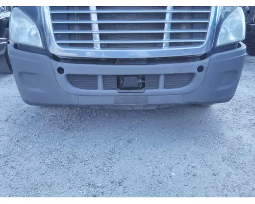 FREIGHTLINER CASCADIA 125 BUMPER ASSEMBLY, FRONT