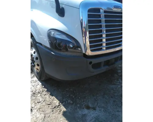 FREIGHTLINER CASCADIA 125 BUMPER ASSEMBLY, FRONT