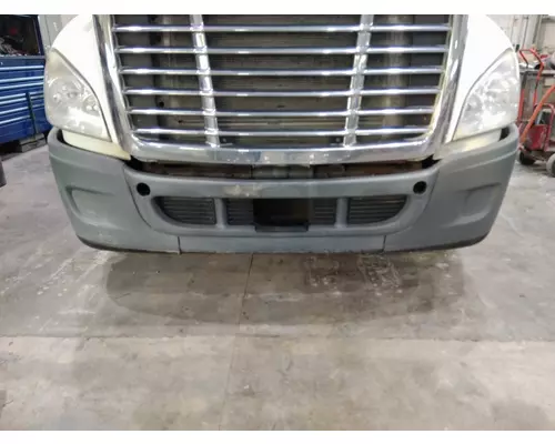 FREIGHTLINER CASCADIA 125 BUMPER ASSEMBLY, FRONT