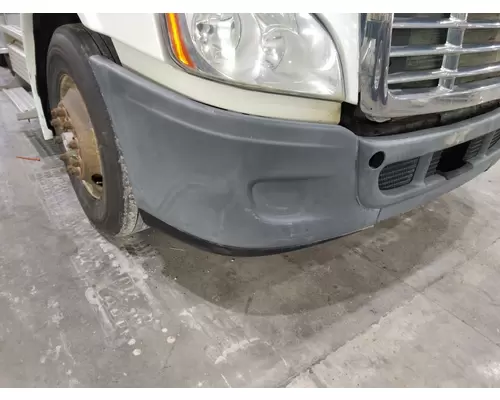 FREIGHTLINER CASCADIA 125 BUMPER ASSEMBLY, FRONT