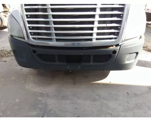 FREIGHTLINER CASCADIA 125 BUMPER ASSEMBLY, FRONT