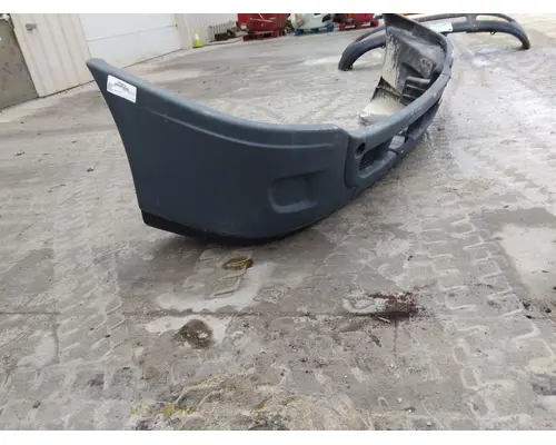FREIGHTLINER CASCADIA 125 BUMPER ASSEMBLY, FRONT