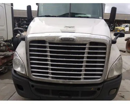 FREIGHTLINER CASCADIA 125 BUMPER ASSEMBLY, FRONT