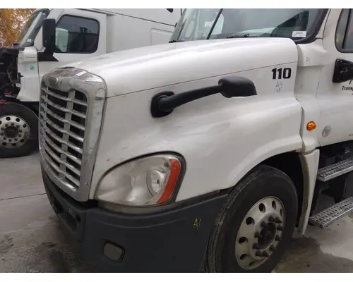 FREIGHTLINER CASCADIA 125 BUMPER ASSEMBLY, FRONT