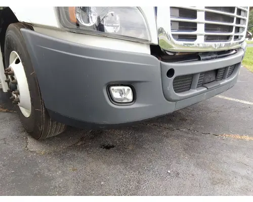 FREIGHTLINER CASCADIA 125 BUMPER ASSEMBLY, FRONT