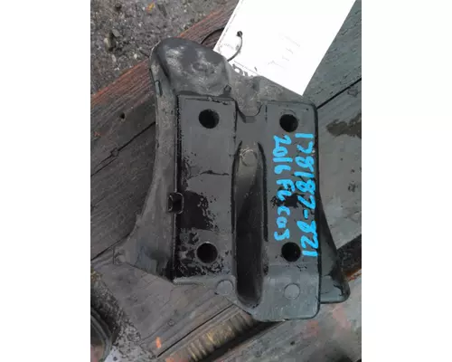 FREIGHTLINER CASCADIA 125 BUMPER BRACKET