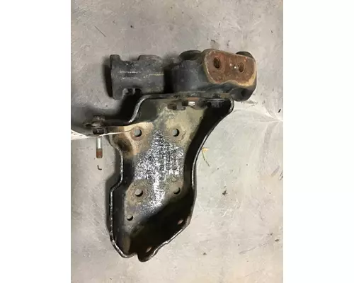 FREIGHTLINER CASCADIA 125 BUMPER BRACKET