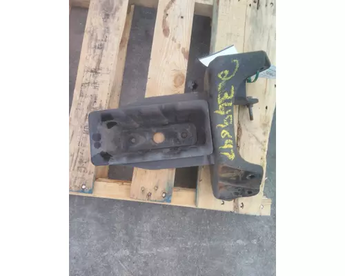 FREIGHTLINER CASCADIA 125 BUMPER BRACKET