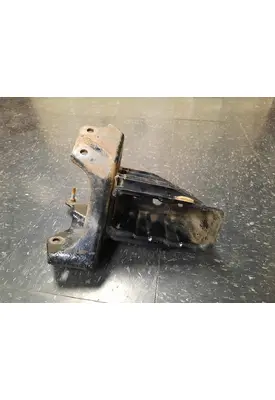 FREIGHTLINER CASCADIA 125 BUMPER BRACKET