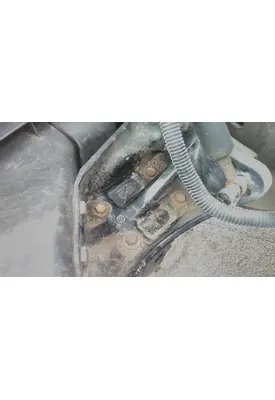 FREIGHTLINER CASCADIA 125 BUMPER BRACKET