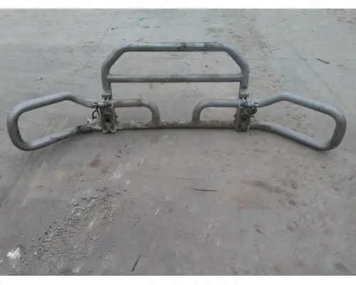FREIGHTLINER CASCADIA 125 BUMPER BRUSH GUARD