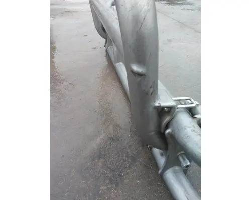 FREIGHTLINER CASCADIA 125 BUMPER BRUSH GUARD