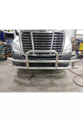 FREIGHTLINER CASCADIA 125 BUMPER BRUSH GUARD