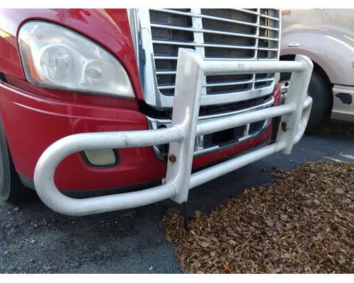 FREIGHTLINER CASCADIA 125 BUMPER BRUSH GUARD