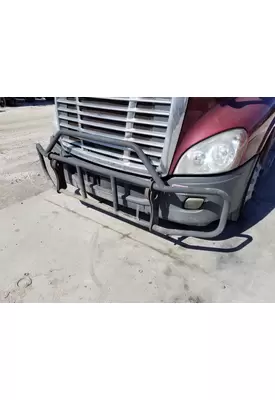 FREIGHTLINER CASCADIA 125 BUMPER COMPONENT