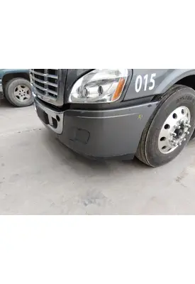 FREIGHTLINER CASCADIA 125 BUMPER END
