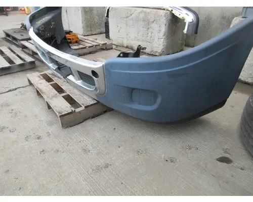 FREIGHTLINER CASCADIA 125 Bumper Assembly, Front