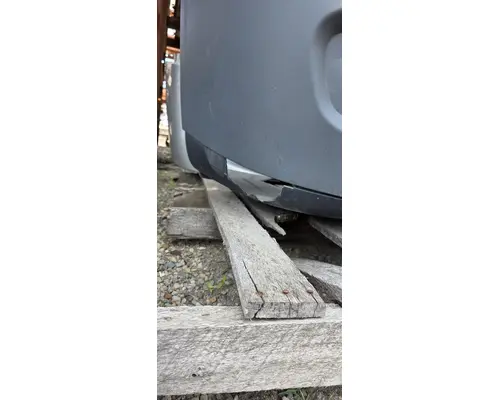 FREIGHTLINER CASCADIA 125 Bumper Assembly, Front