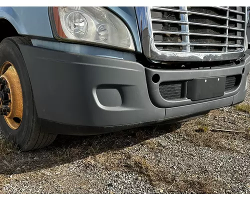 FREIGHTLINER CASCADIA 125 Bumper Assembly, Front