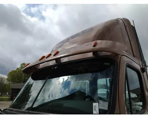 FREIGHTLINER CASCADIA 125 CAB CLIP