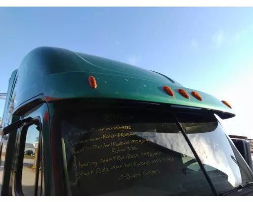 FREIGHTLINER CASCADIA 125 CAB CLIP
