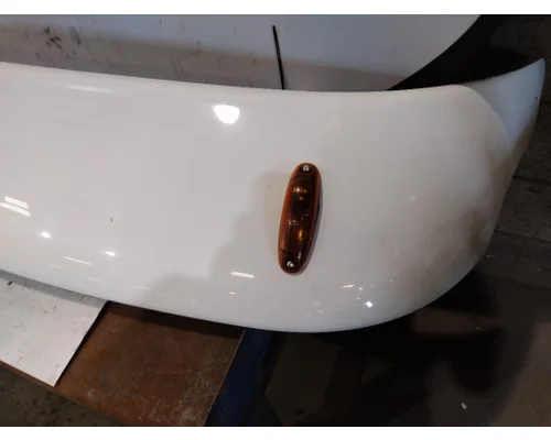 FREIGHTLINER CASCADIA 125 CAB CLIP