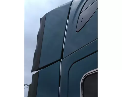 FREIGHTLINER CASCADIA 125 CAB EXTENSION