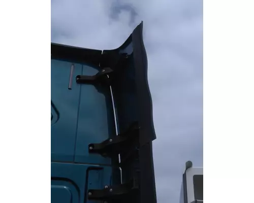 FREIGHTLINER CASCADIA 125 CAB EXTENSION