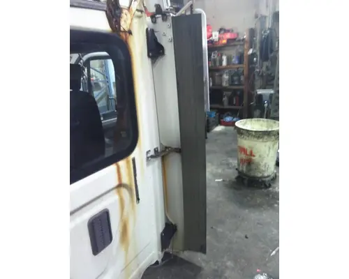 FREIGHTLINER CASCADIA 125 CAB EXTENSION